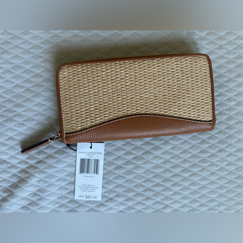 Vera Bradley Essential Continental Wallet — Latte